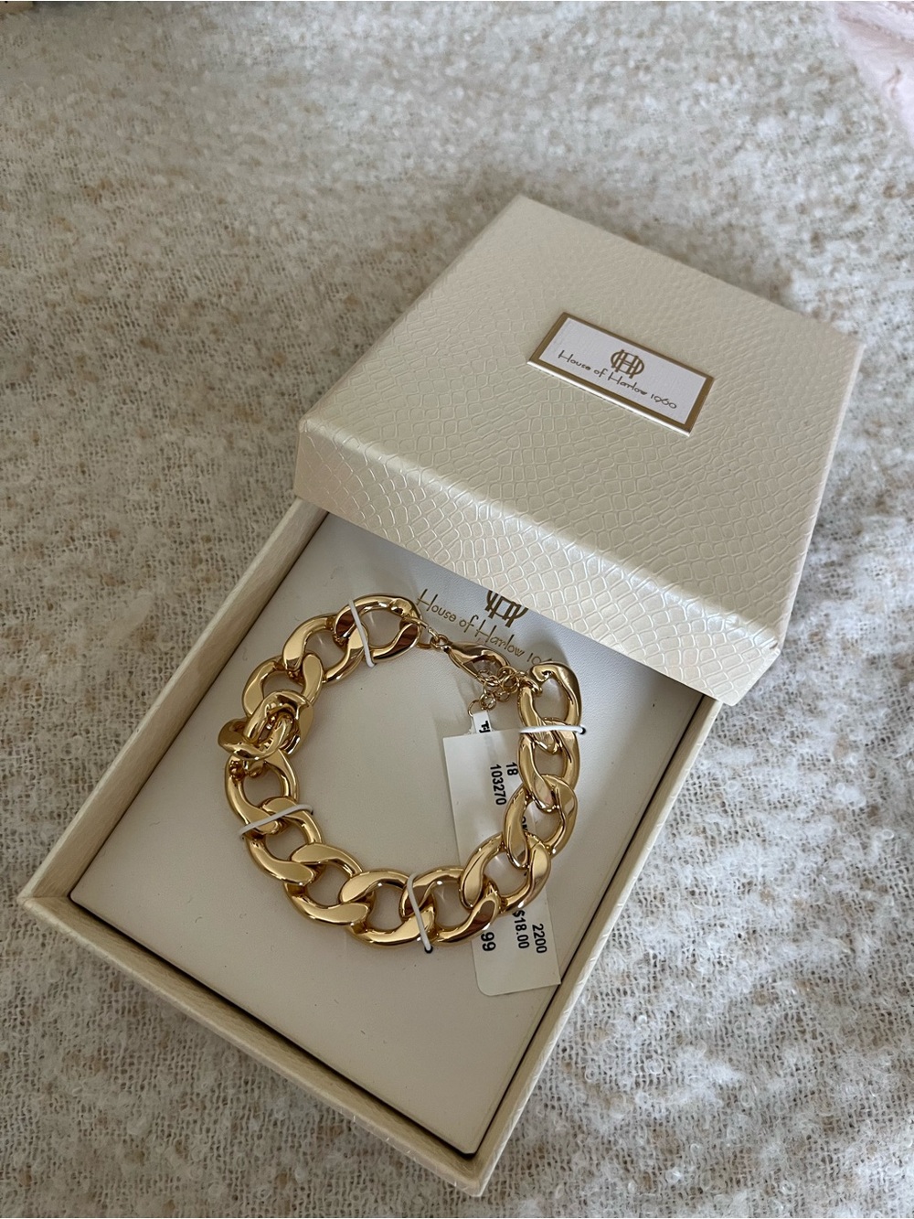 Gold chunky bracelet